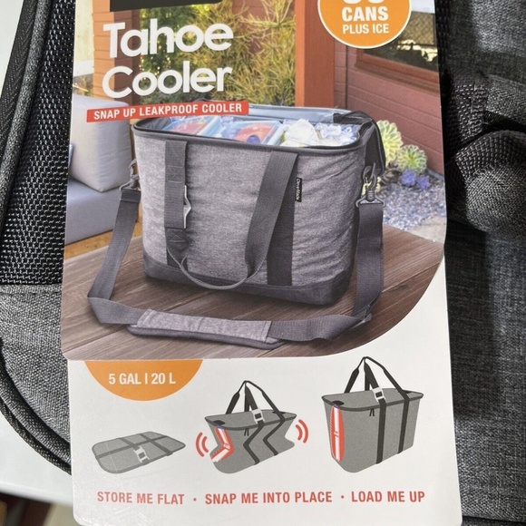 CleverMade Collapsible Insulated Tahoe Cooler 30 Can Bag 5 GAL 20L Gray - Picture 5 of 16
